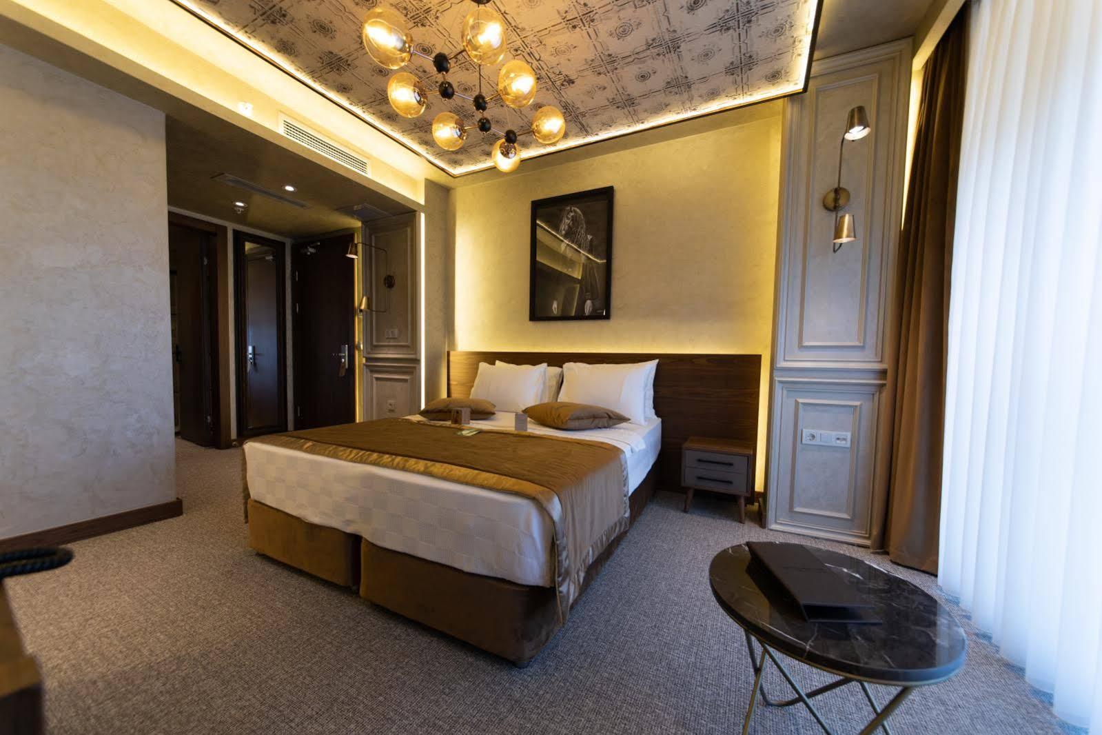 Tonight Hotel Port Istambul Extérieur photo